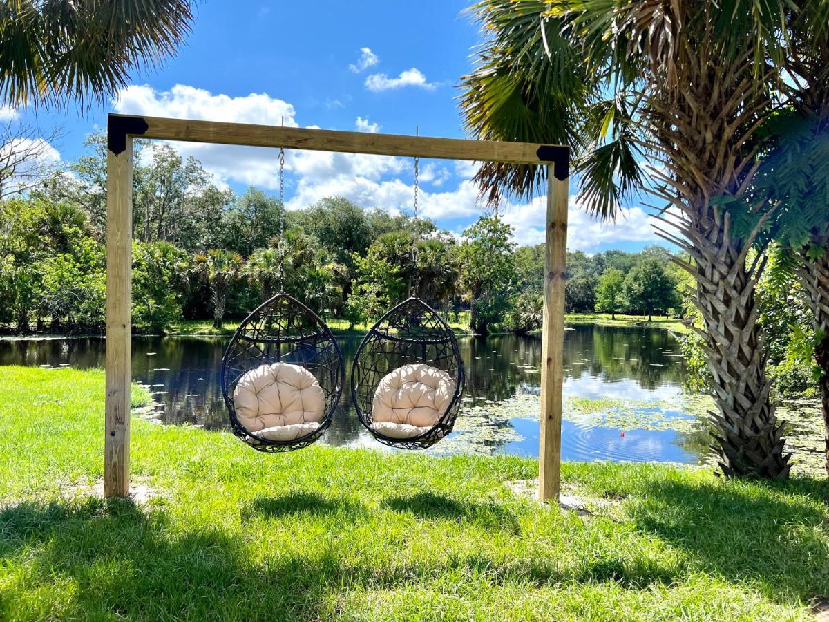 Lake Front Rv Experience Close To Port Canaveral And Kennedy Space Center Hotel Titusville Buitenkant foto